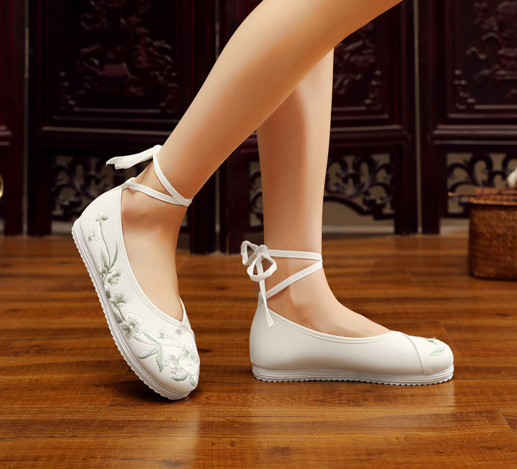 梨花x 汉服鞋女平底浅口民族风绣花鞋中式古风刺绣老北京布鞋