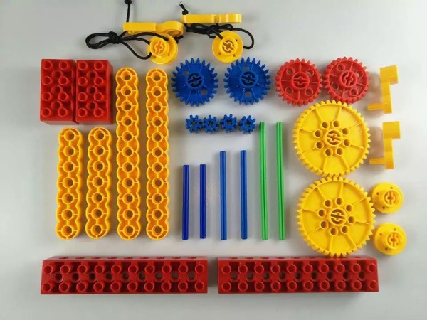 邦宝机器人课程教具大颗粒机械齿轮积木散件零件配件车轮小人底板