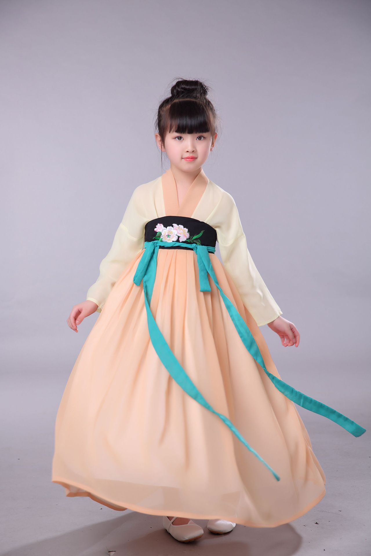 儿童古装唐装女童古装仙女装贵妃表演服古代公主古筝汉服写真服装