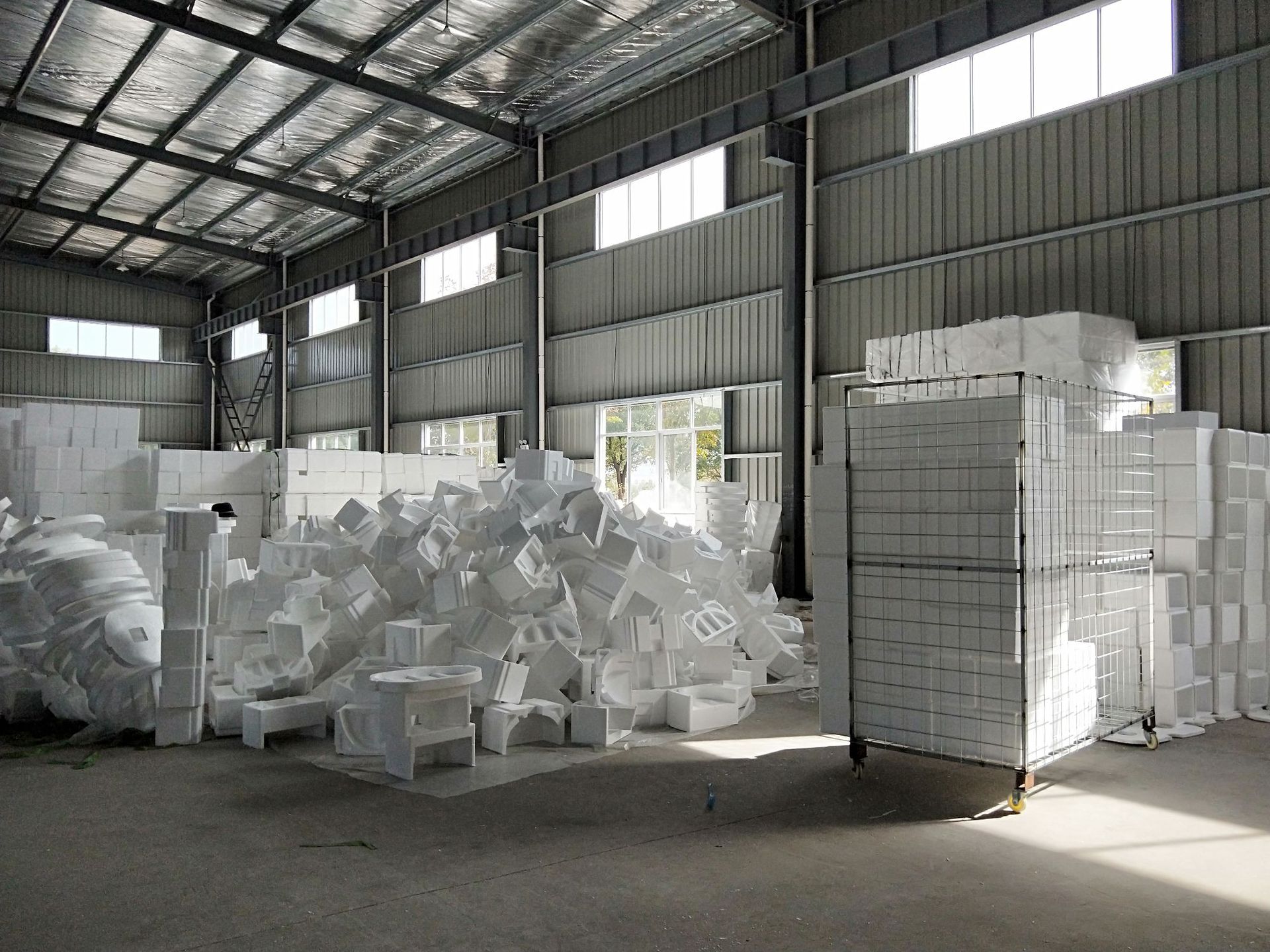 厂家直销异形泡沫 泡沫板泡塑 泡沫箱包装材料eps泡沫定制加工