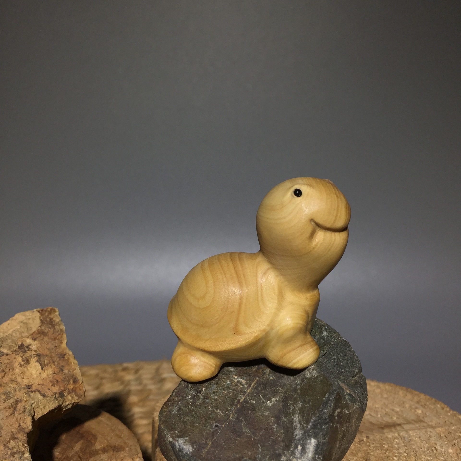 小叶黄杨木小乌龟家居饰品雕刻创意汽车摆件