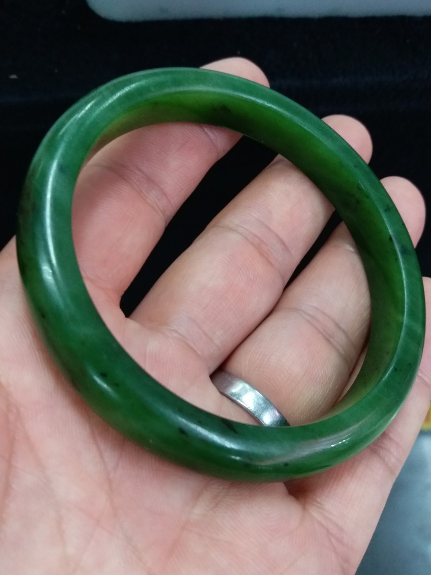 和田玉天然碧玉俄料老坑碧玉手镯厂家带证书支持全国复检批发