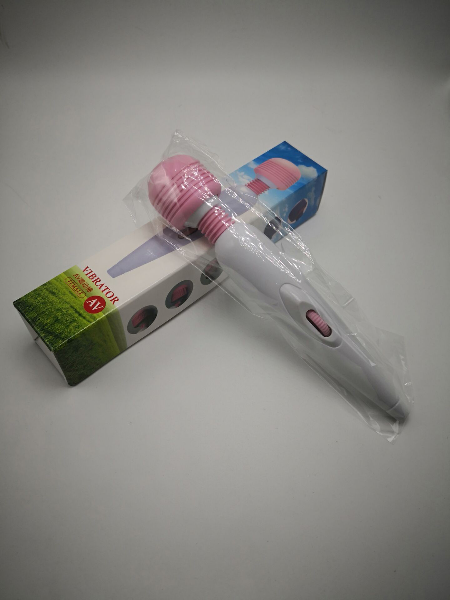 充电av棒震动棒诱动av棒情趣用品批发成人用品批发