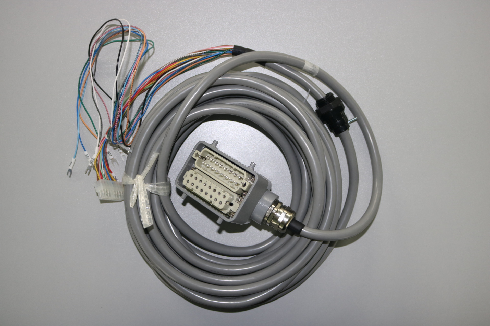 线束加工专业定制机器人线束金融医疗设备线束等定制