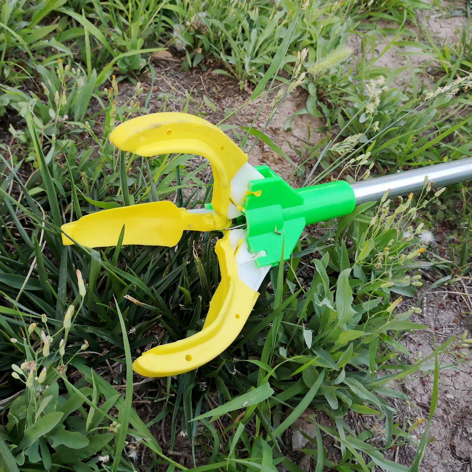 高空摘果器三爪摘果杆铁把手15米摘桃器摘苹果摘梨器水果采摘器