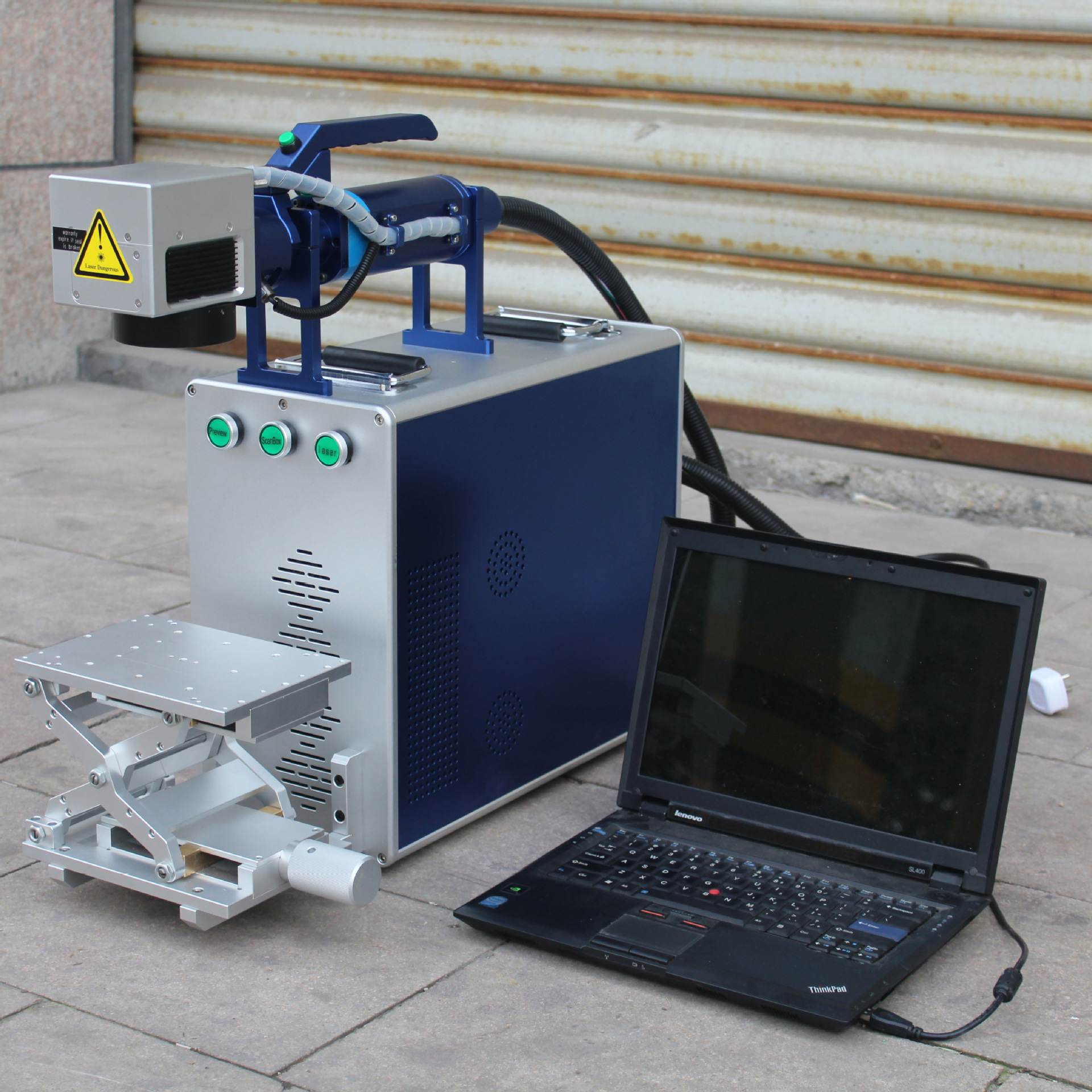 手持式便携大工件金属打标机无耗材手持大工件激光镭雕机打标机