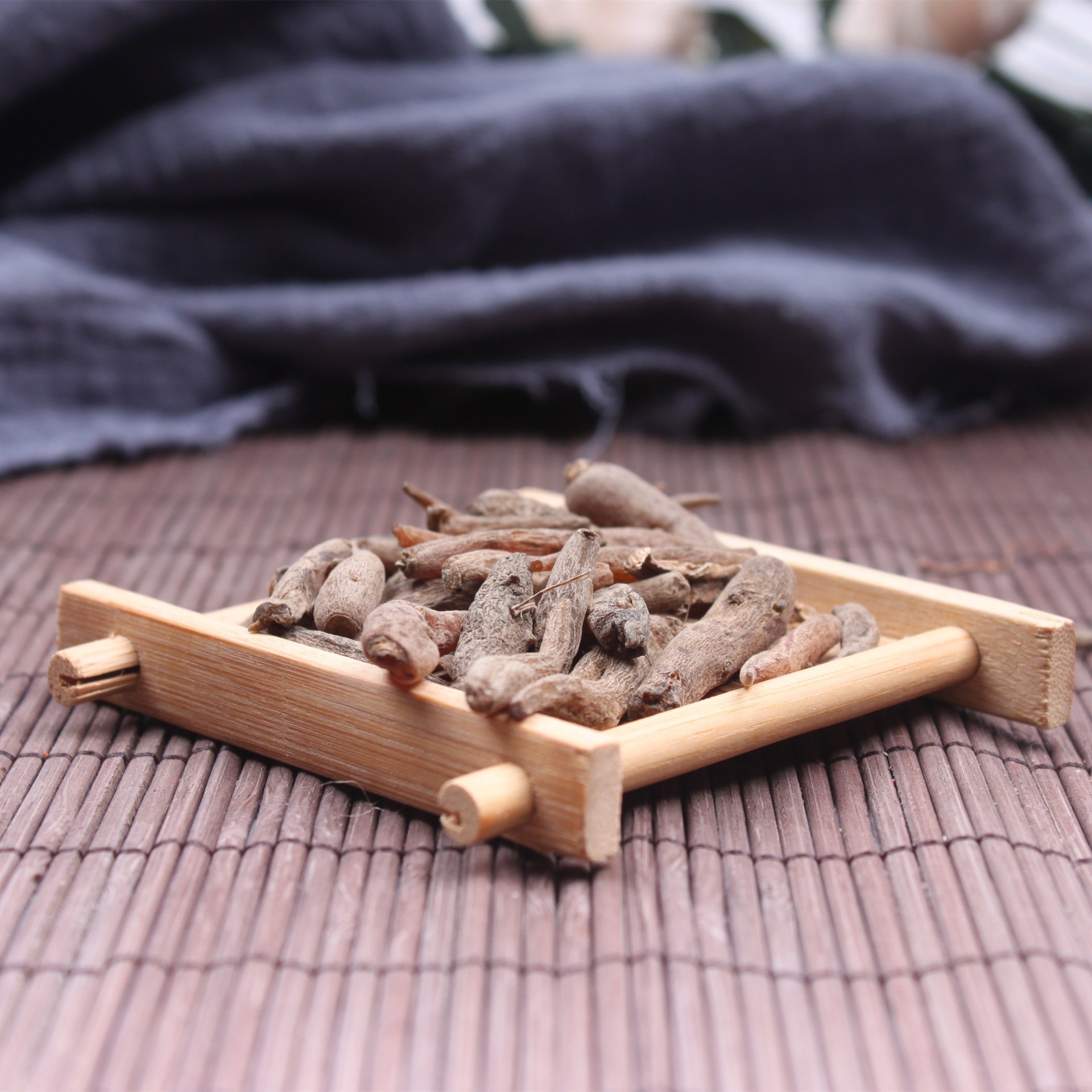 双肾参天鹅抱蛋玉凤花根对对参双黄参双参量大从优批发冷背中药材