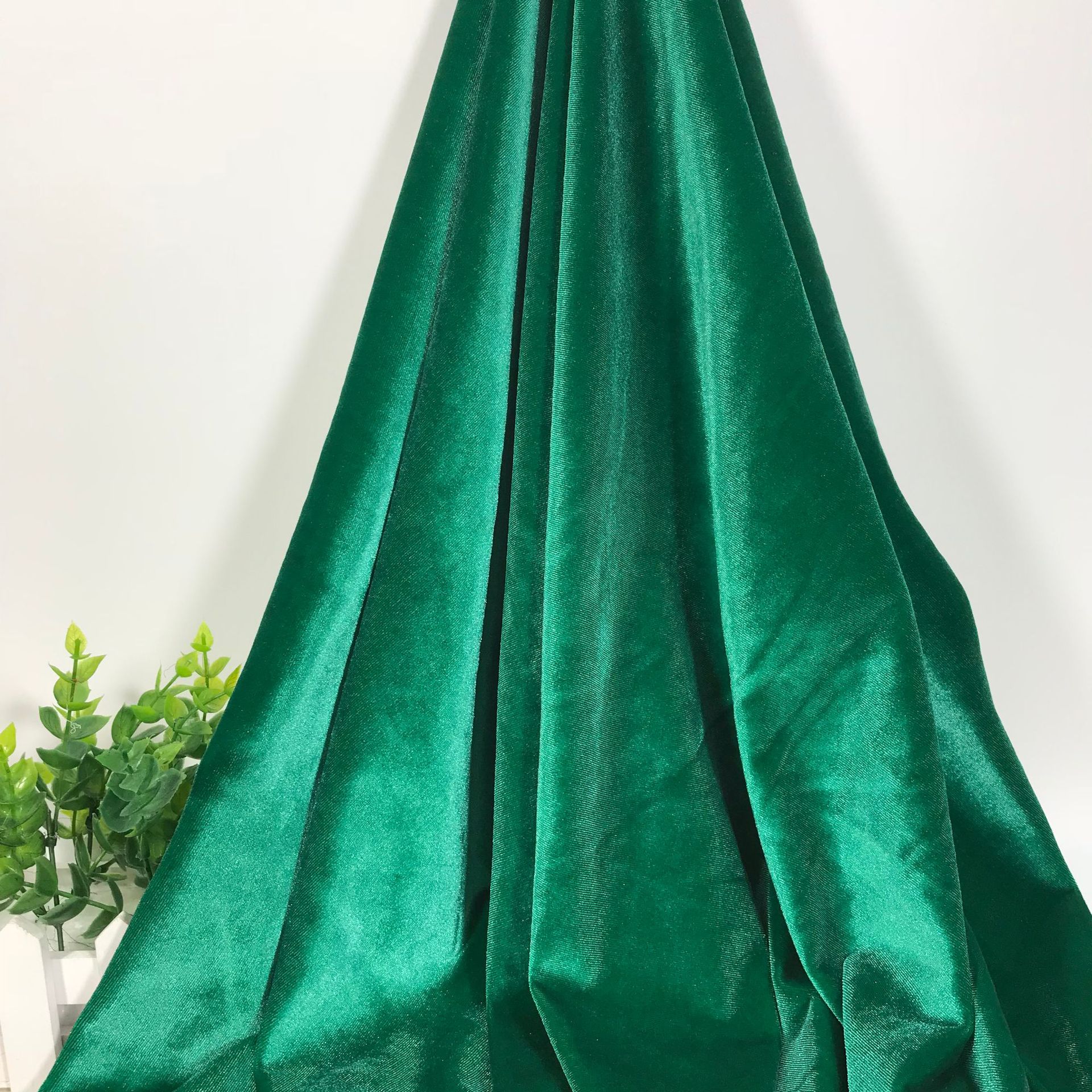 丝绒面料 50d秋冬植绒运动服棉衣面料 弹力加厚韩国绒