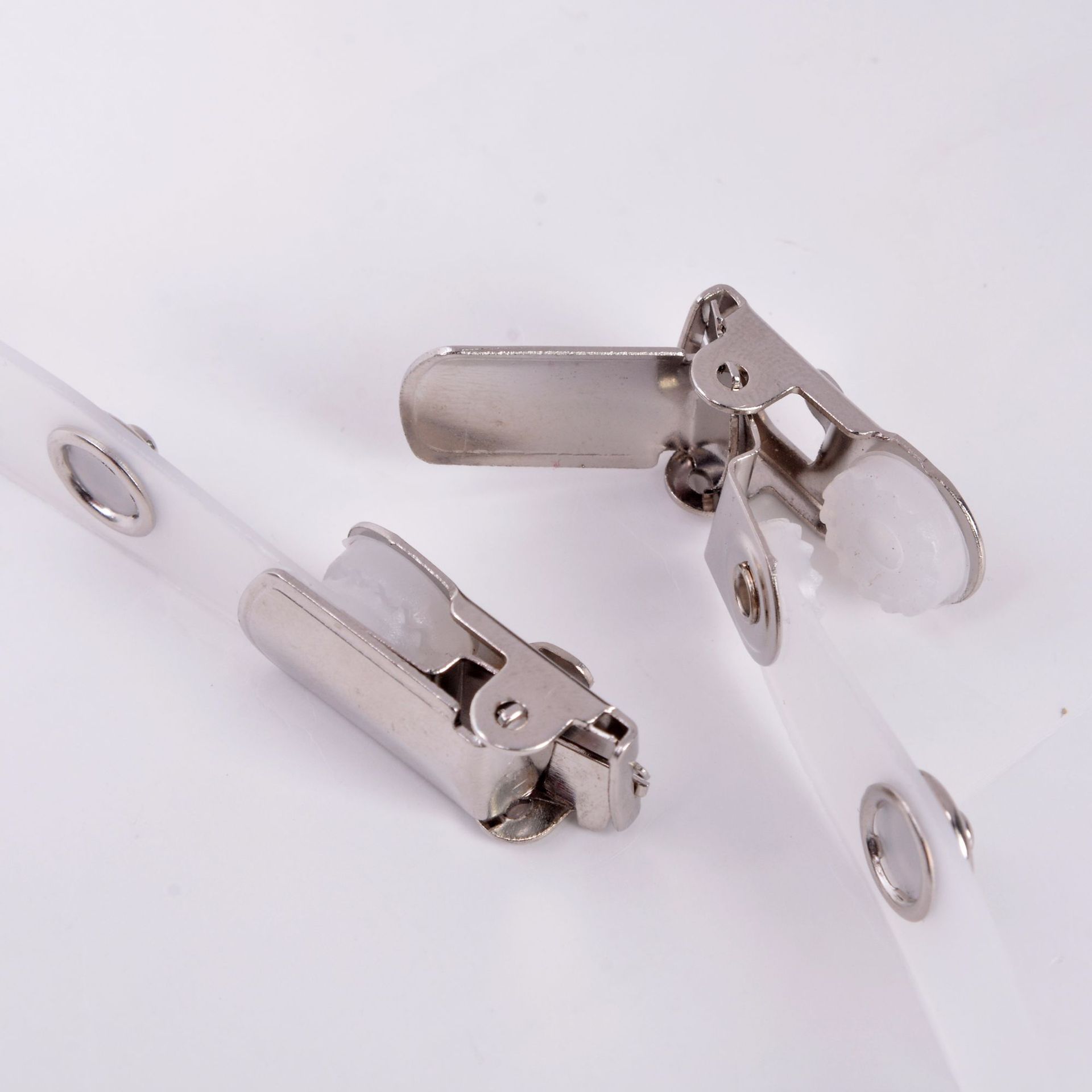 金属夹扣证件卡夹翻盖夹子 胸牌工作牌不锈钢夹子学生卡夹子