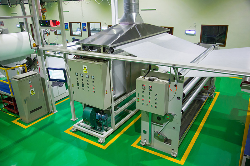 纺粘无纺布医疗卫材用sss无纺布白色12g纸尿裤用亲水厂家直销定制