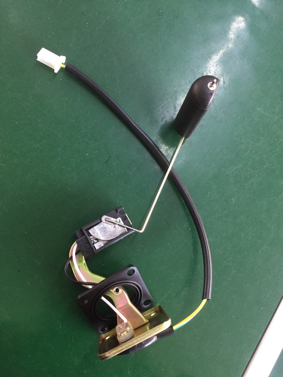 摩托车油箱传感器 摩托车燃油传感器 摩托车油位传感器