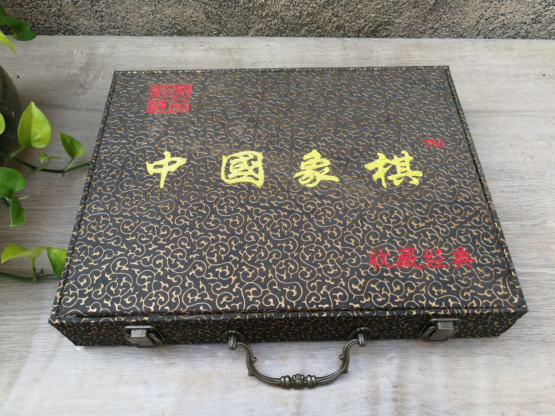 567cm中国象棋复古包装皮盒批发礼盒雕工精细宫廷式平剧百