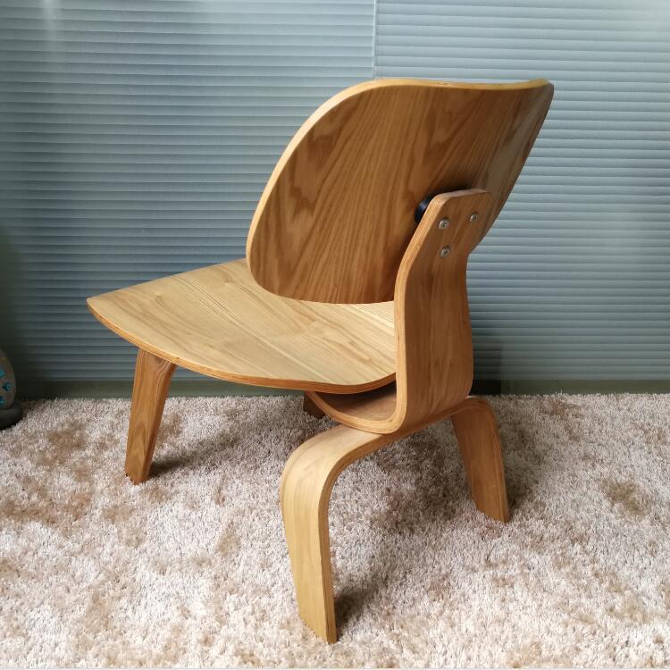 厂家热销新款 水曲柳实木椅小狗椅会所椅舒适休闲个性曲木椅