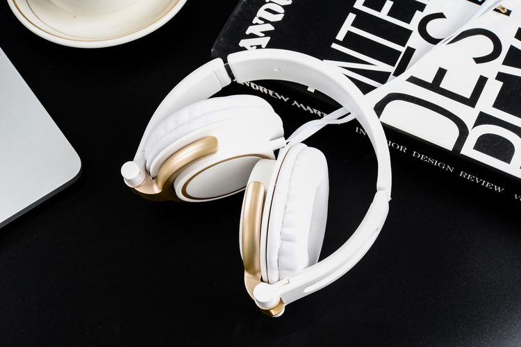 earsir时尚炫彩头戴式大耳机带唛语音耳机ex11