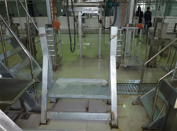 宝丰盛达屠宰设备栓牛腿装置