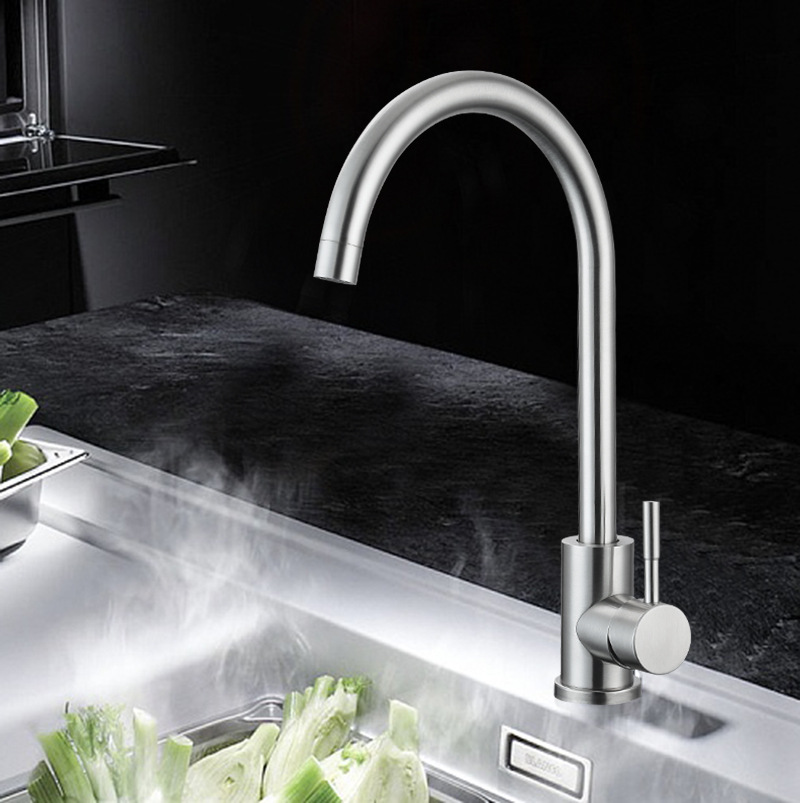 明装浴室水龙头