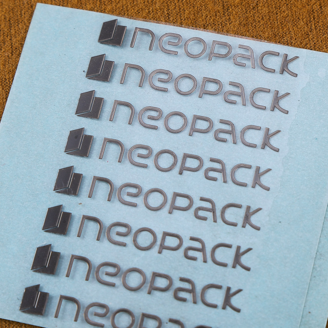 专业定制 金属标贴 镍标logo贴片 五金logo商标牌 超薄金属贴