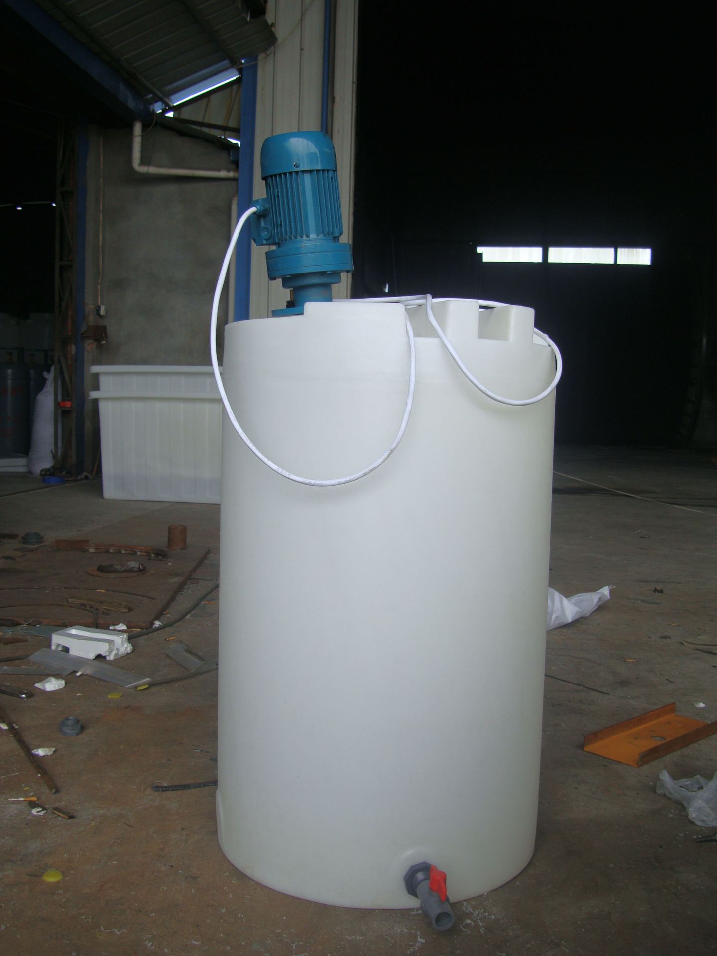 200l圆形加药箱/200l pe搅拌罐/200l投药桶