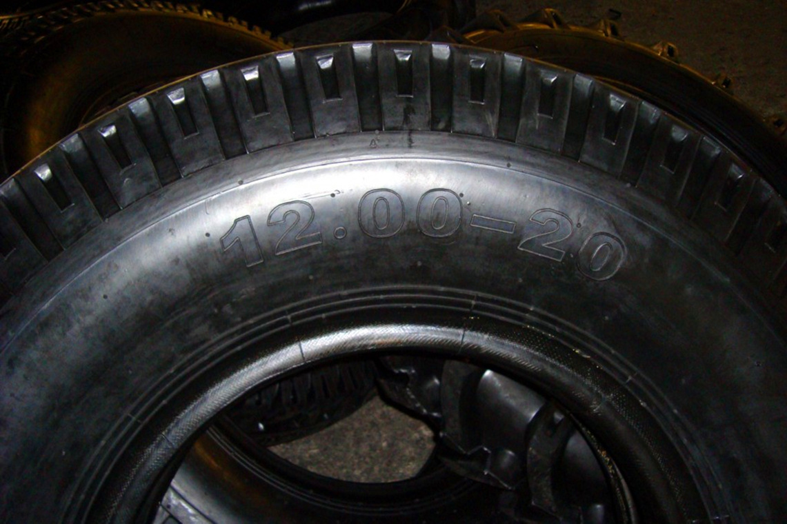 12.00r20轮胎12.00-20轮胎载重卡车轮胎1200-20子午线轮胎