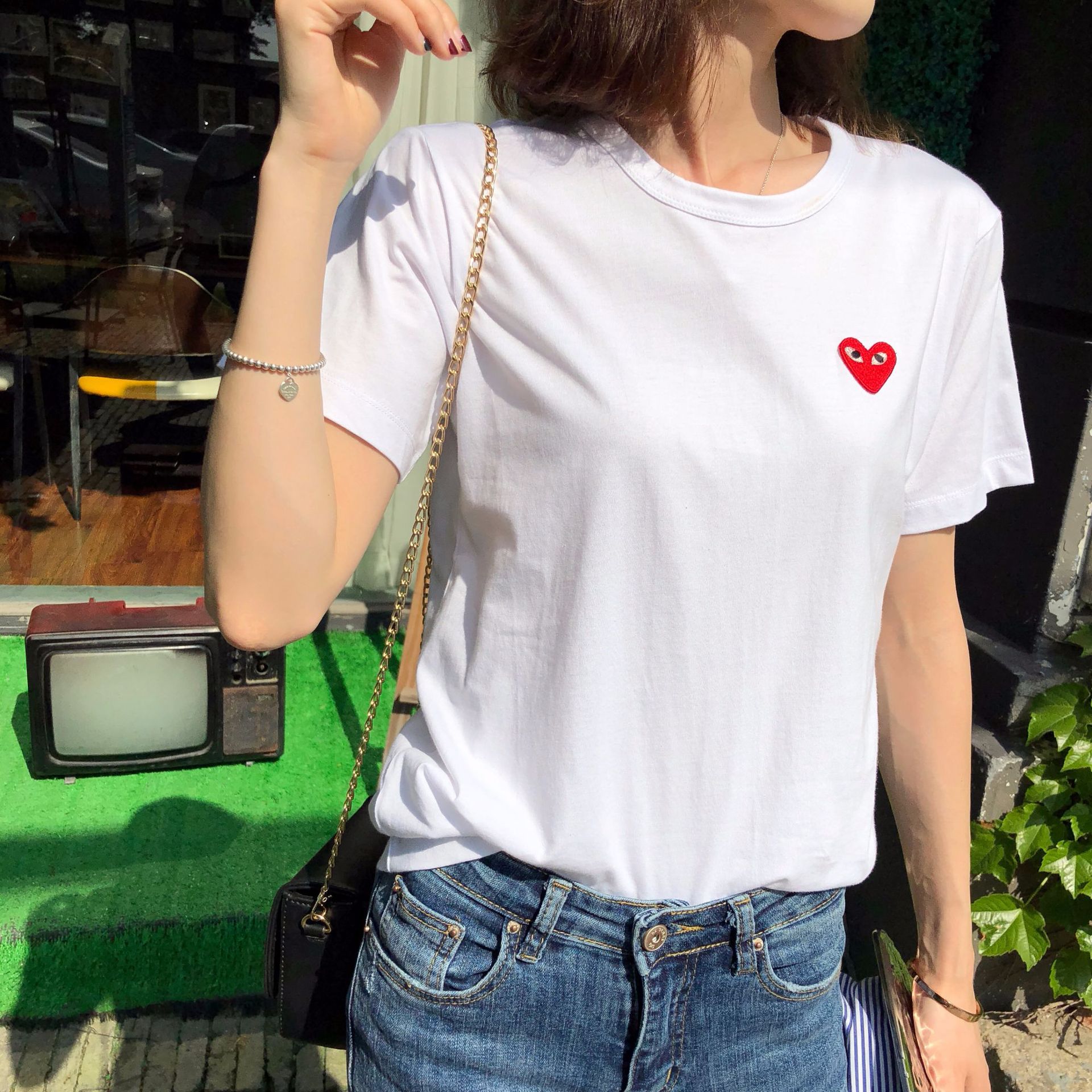 2019新款全棉爱心t恤系列 调皮可爱休闲通勤女装短袖一件代发