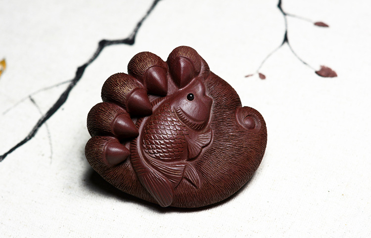 祁民厂家直销宜兴紫砂创意茶宠摆件鱼和熊掌手工艺品可养把件