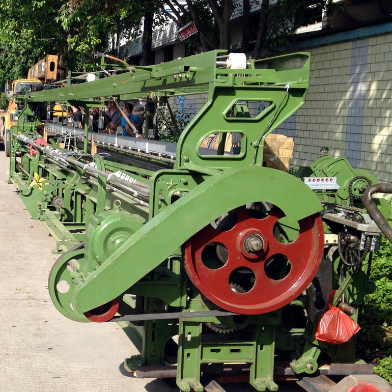 剑杆织机 出售高速自动织带机械 厂家定制绕性纺织剑杆织机