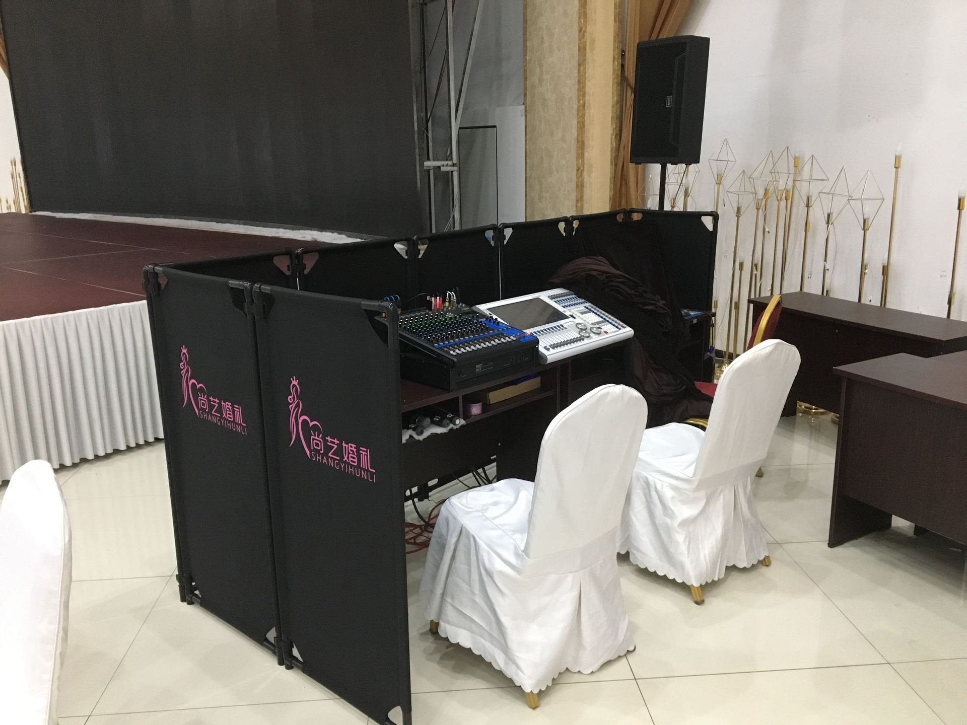 加高加宽布围栏伸缩折叠护栏音响台围挡灯控台演出婚庆围挡隔离栏