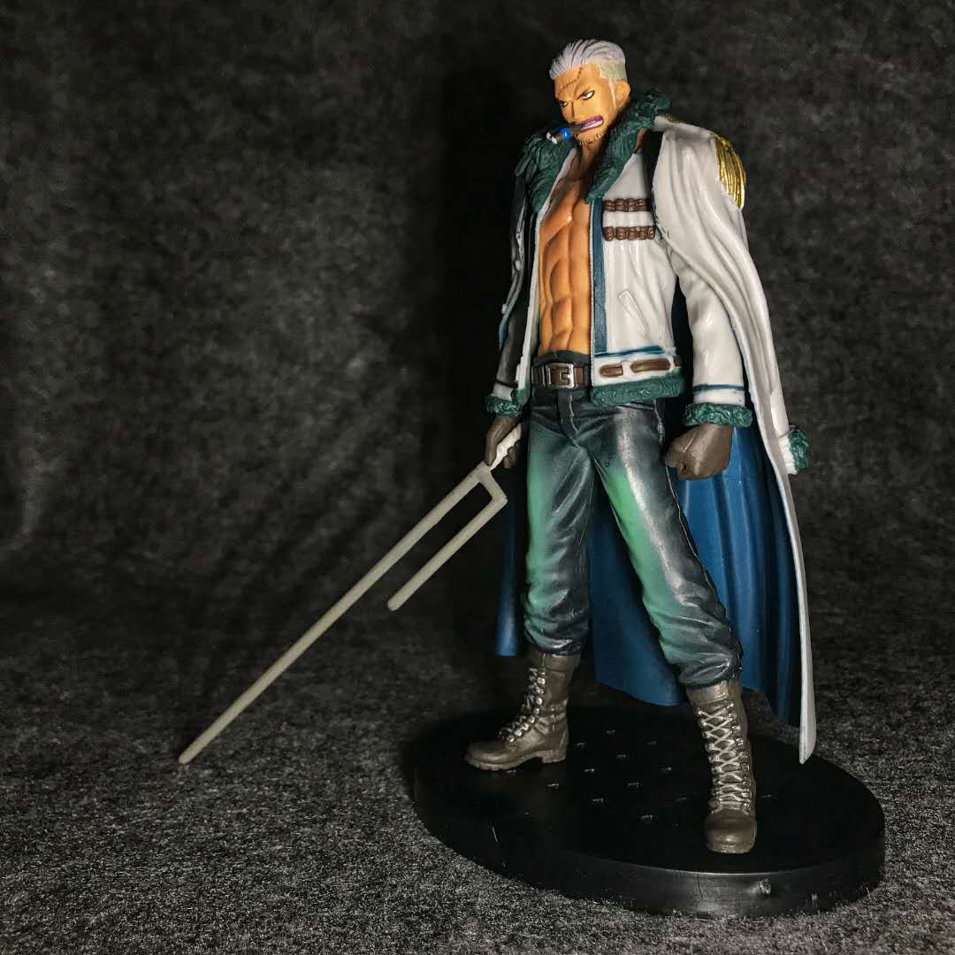海贼/航海王 dxf 斯摩格 海军上校 烟男 组立式 盒装手办