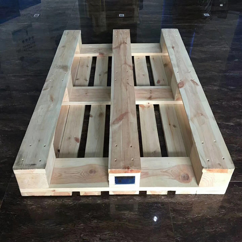 澎湃厂家加工实木ippc木托盘定制上海立体仓库木质卡板周转垫板