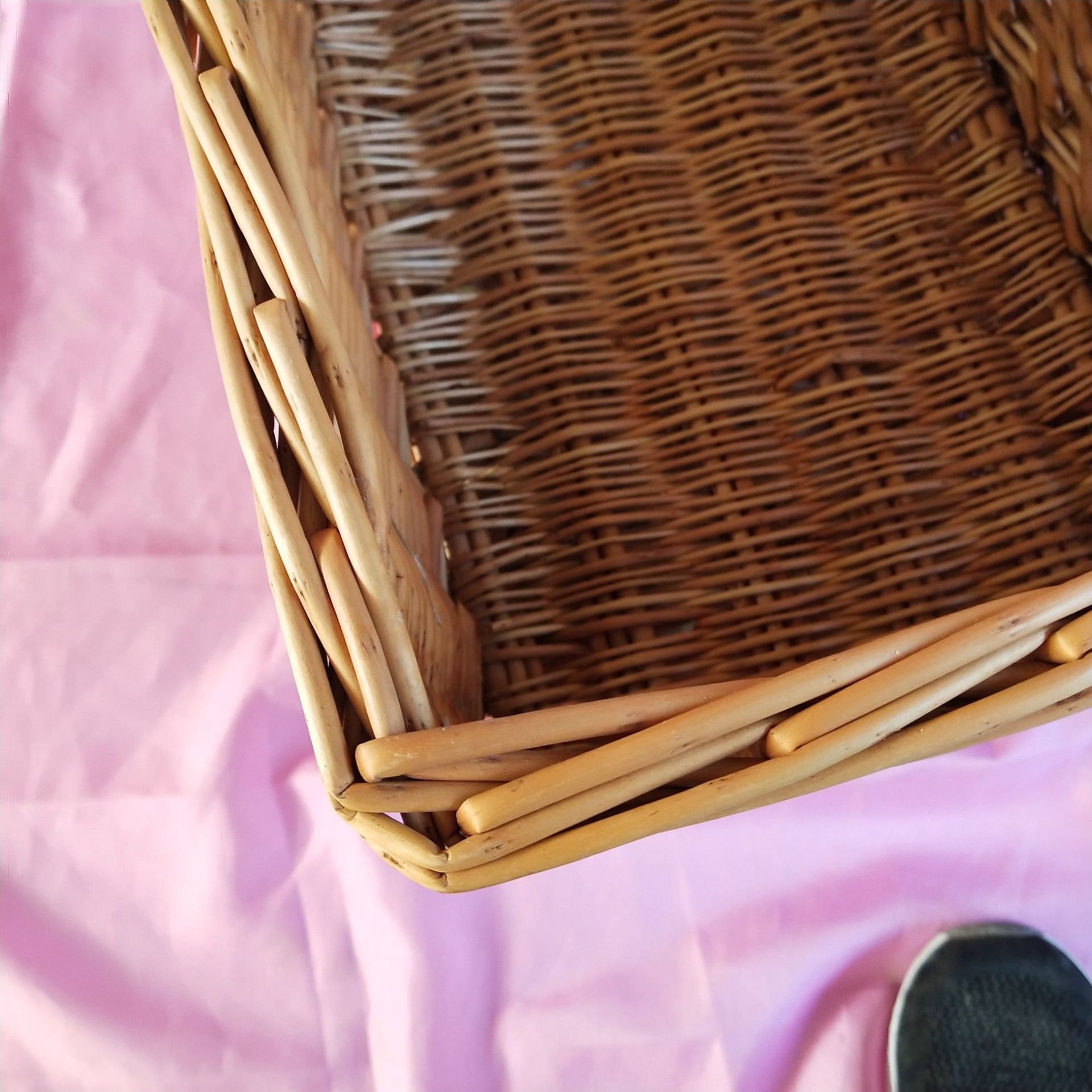 厂家直销柳编篮 草编收纳盒 定制草柳编编制框工艺品