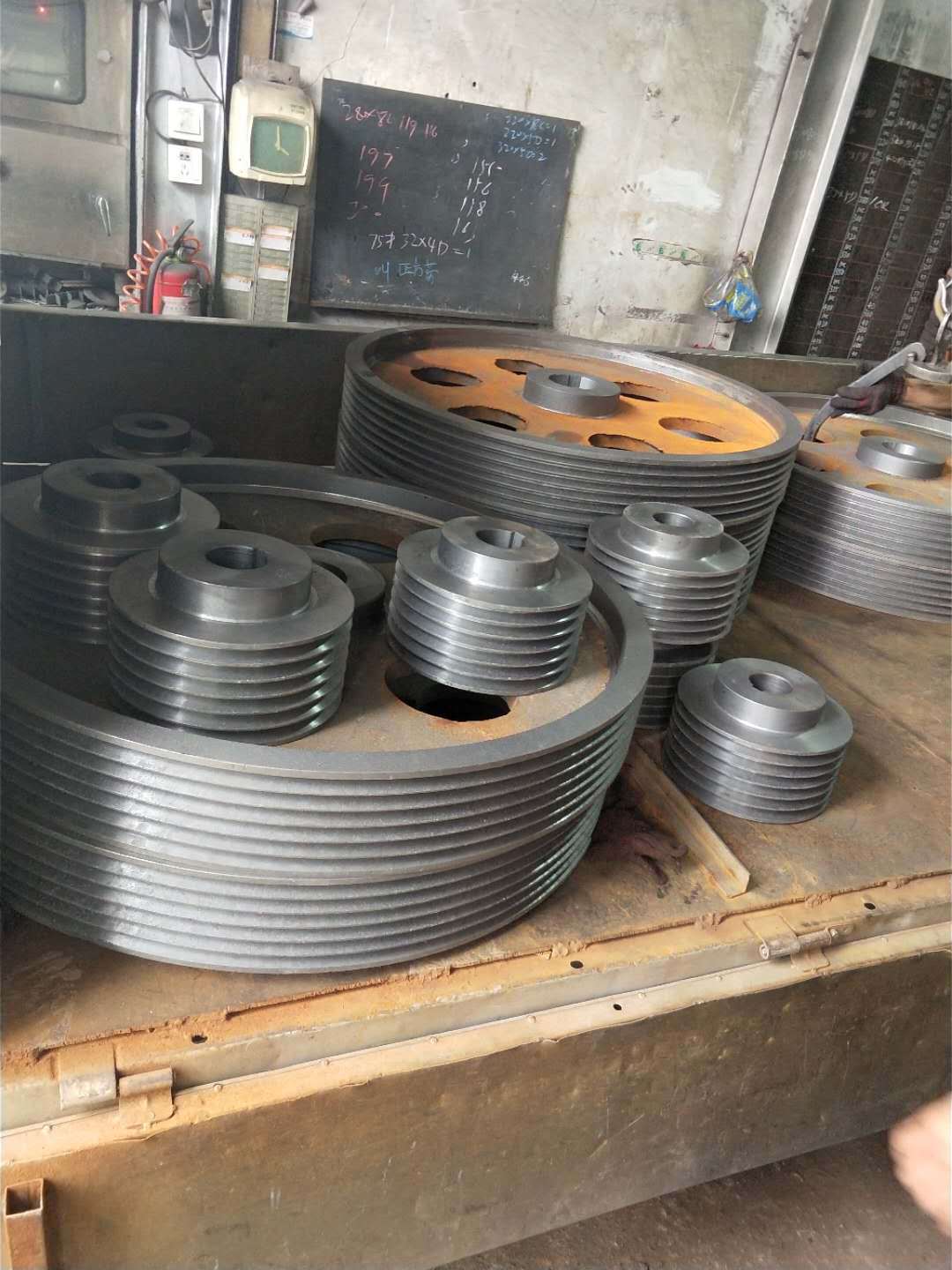 国标皮带轮槽 900x6槽5v精密皮带轮 多槽皮带轮