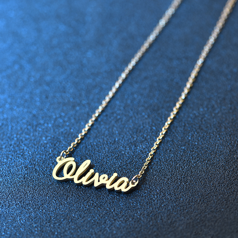 云娜 速卖通热卖kayla olivia diy个性定制钛钢英文字母名字项链