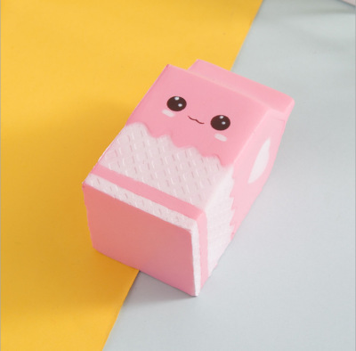 2018新款squishy慢回弹可爱表情酸奶盒子 仿真牛奶盒奶袋玩具