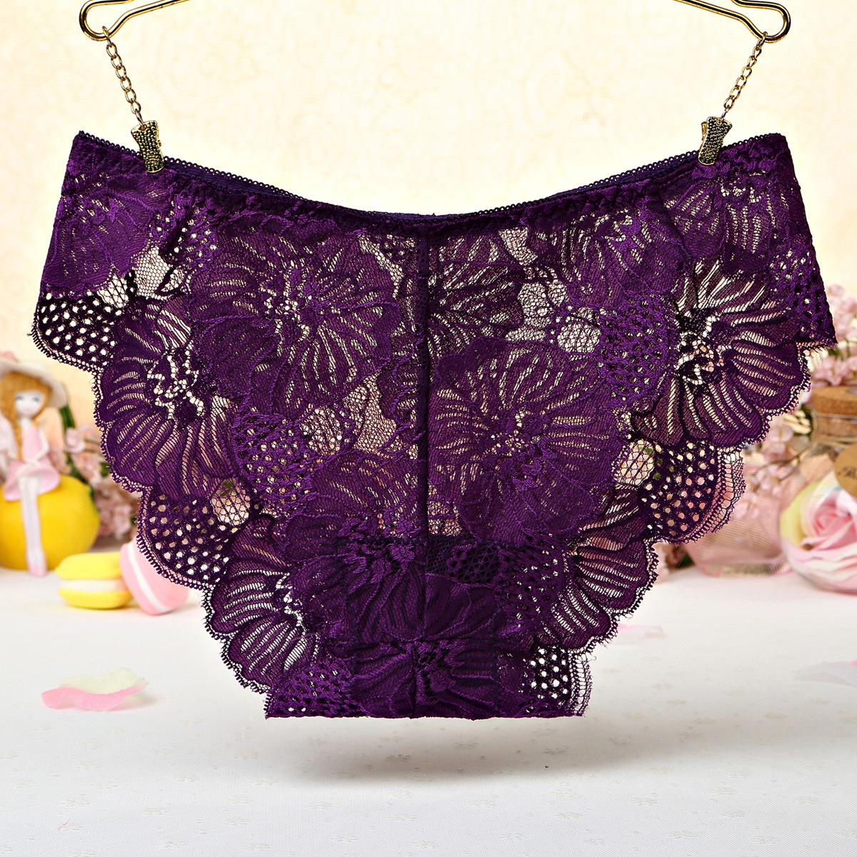外贸新款女士诱惑性感情趣蕾丝弹力三角内裤无痕透气透明透视331