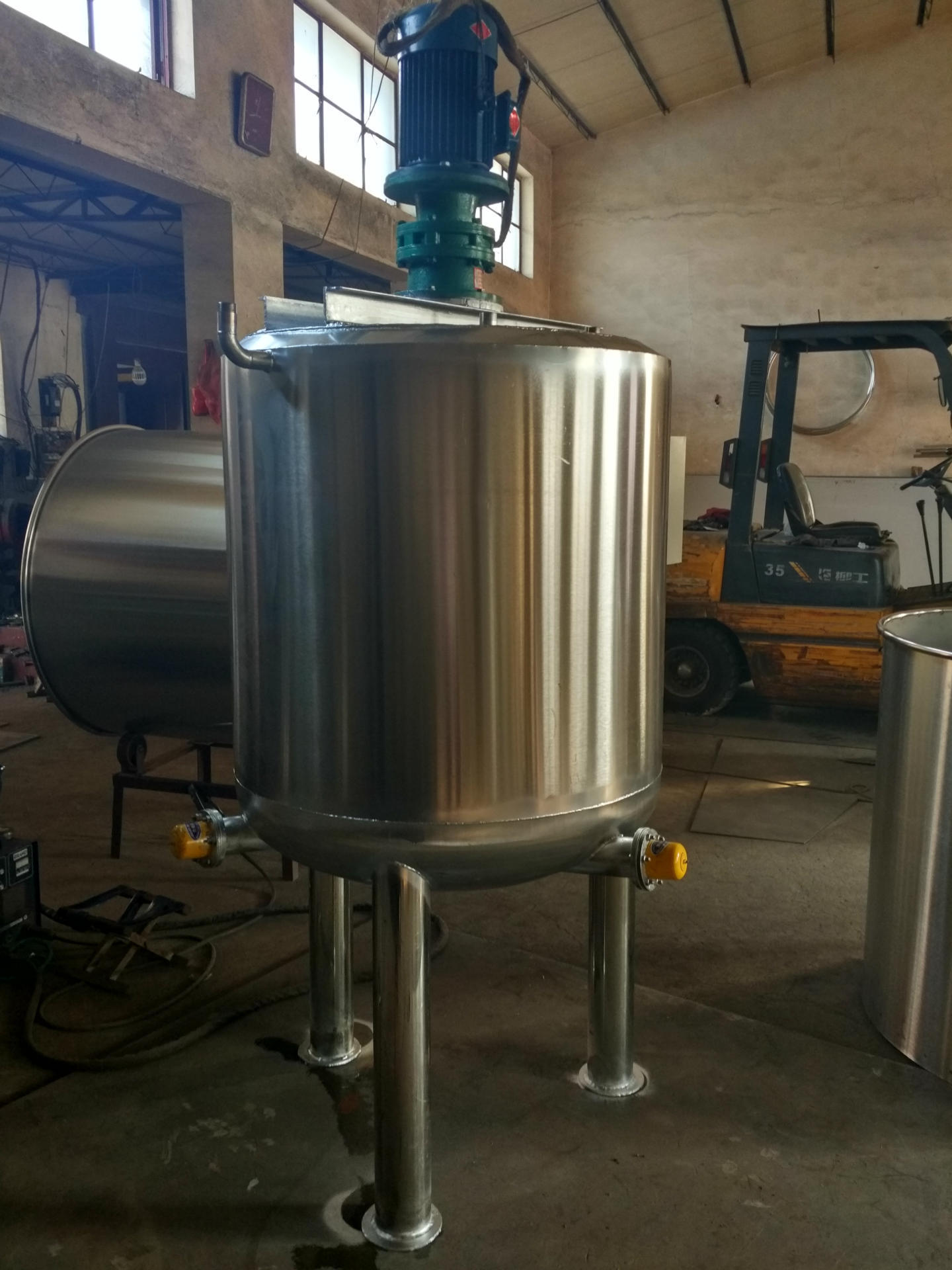 供应1000l佛山不锈钢加热罐 洗衣液拌料罐洗涤剂混合搅拌罐-阿里巴巴