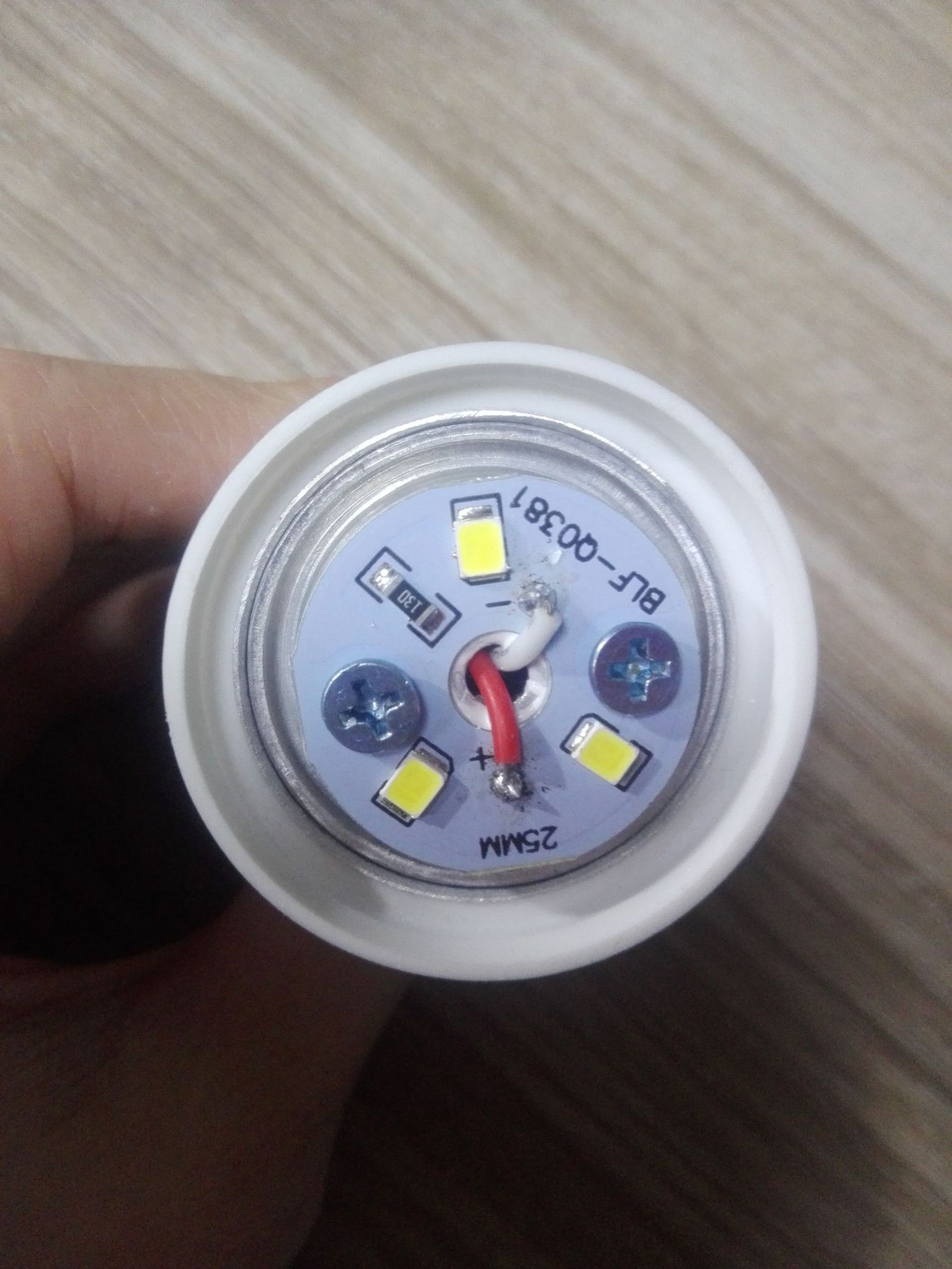 顶好厂家批发led灯夜市太阳能灯泡 dc12vled球泡灯低压led灯泡