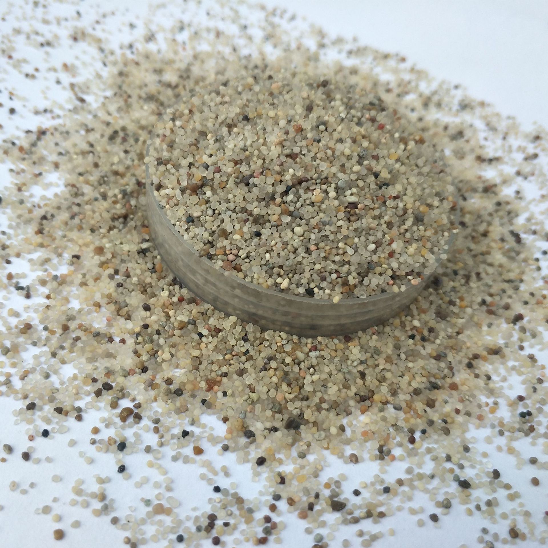 厂家批发儿童乐园沙池用质感圆粒海沙水洗沙 白色沙子 幼儿园用沙