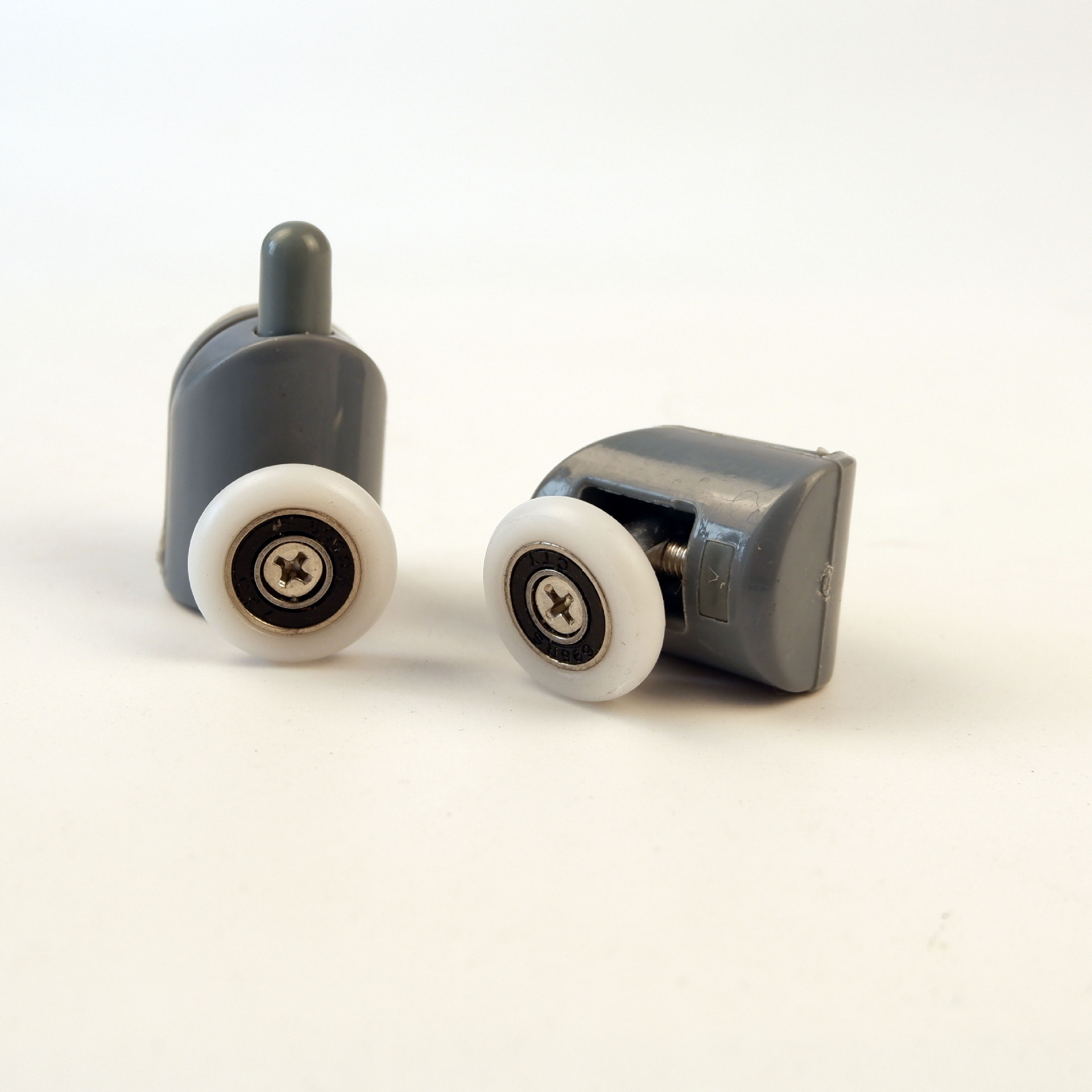 厂家直销上下单轮 尼龙弹跳轮 玻璃门配件移门轮 淋浴房滑轮配件