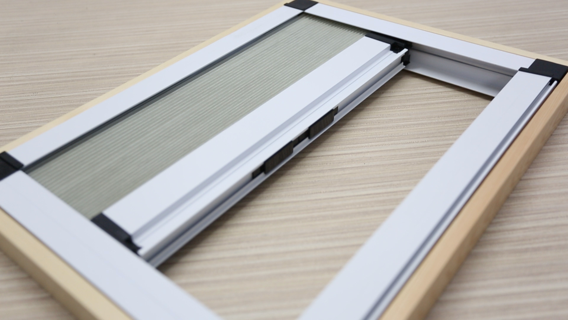 汉丝厂家定制铝合金风琴式隐形折叠纱窗推拉伸缩防蚊虫门帘窗纱网