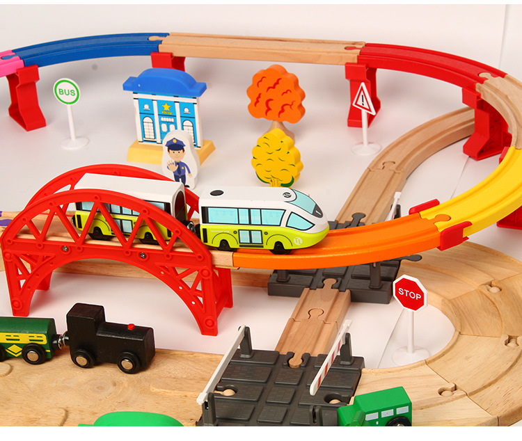 木质托马斯小火车彩色双电动绕城轨道儿童益智组合拼装玩具男女孩