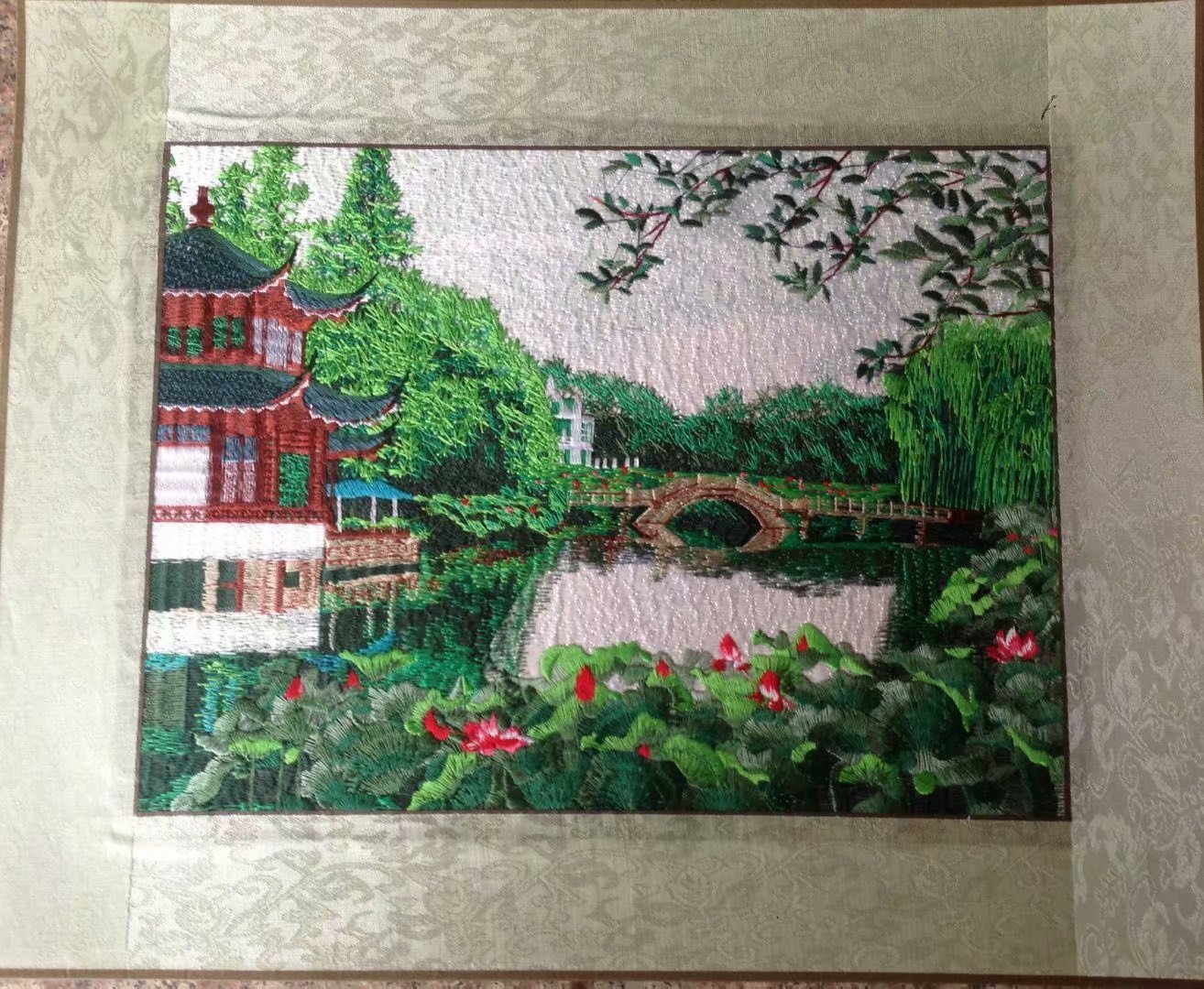 苏绣成品乱针绣机绣软裱装饰画客厅电表箱十字绣湘绣30*40促销