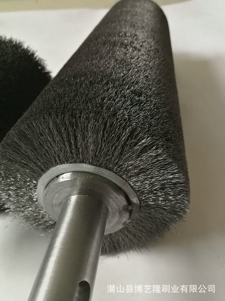 钢丝辊厂家 抛光钢丝刷辊 钢板刷锈机钢丝刷辊