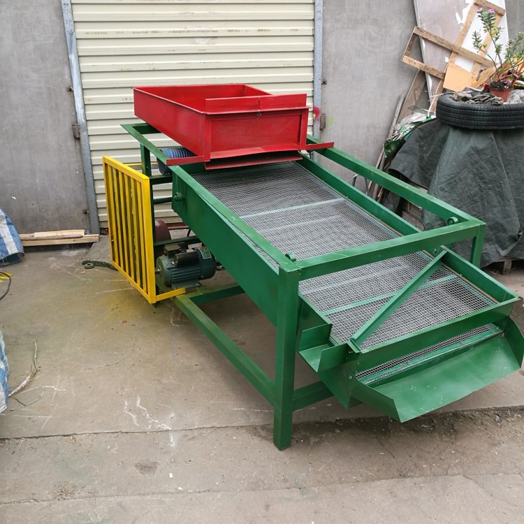 大产量保姆去石清杂筛选机 水稻谷子去石除糠振动筛图片
