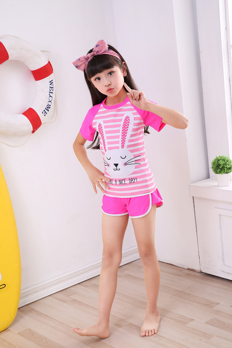 运动款短袖儿童女孩游泳衣分体平角裤卡通印花中大女童小学生泳装
