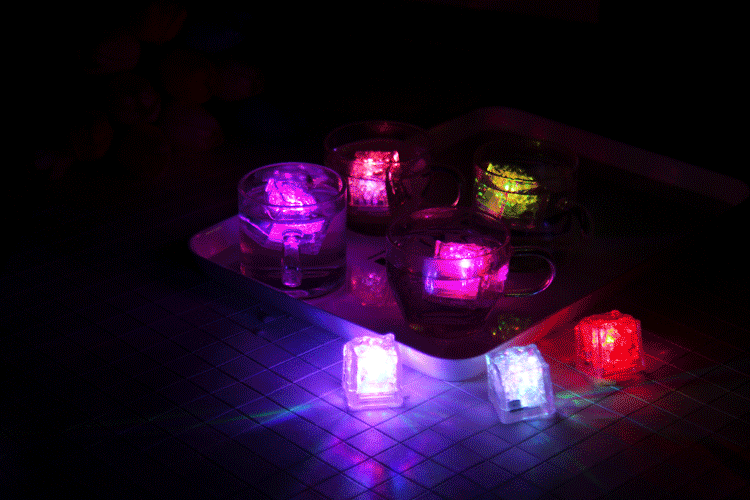 创意led感应电子荧光冰块入遇水即亮发光冰块灯儿童玩具派对点缀