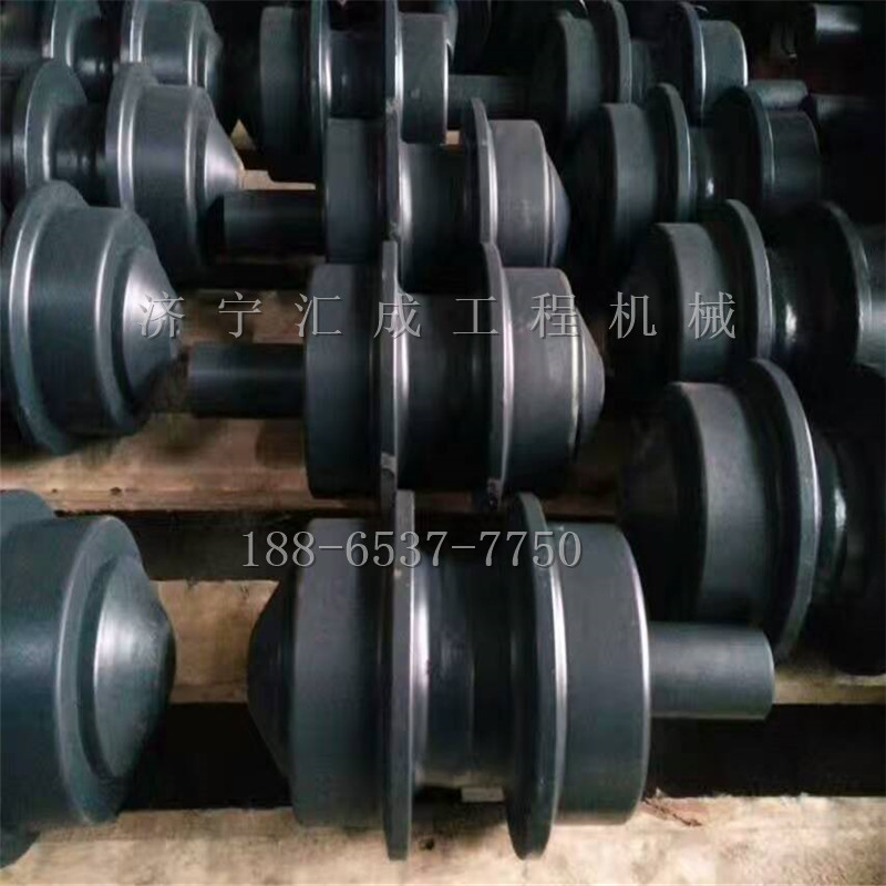 玉柴挖掘机 引导轮,挖掘机四轮一带,玉柴YC85支重轮,YC85行车轮