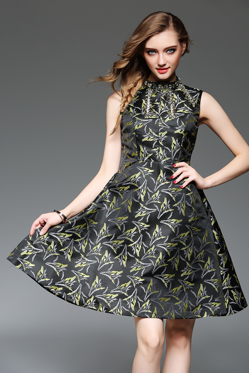 厂家直销高档织锦缎布料时装连衣裙风衣礼服服装色织提花面料现货