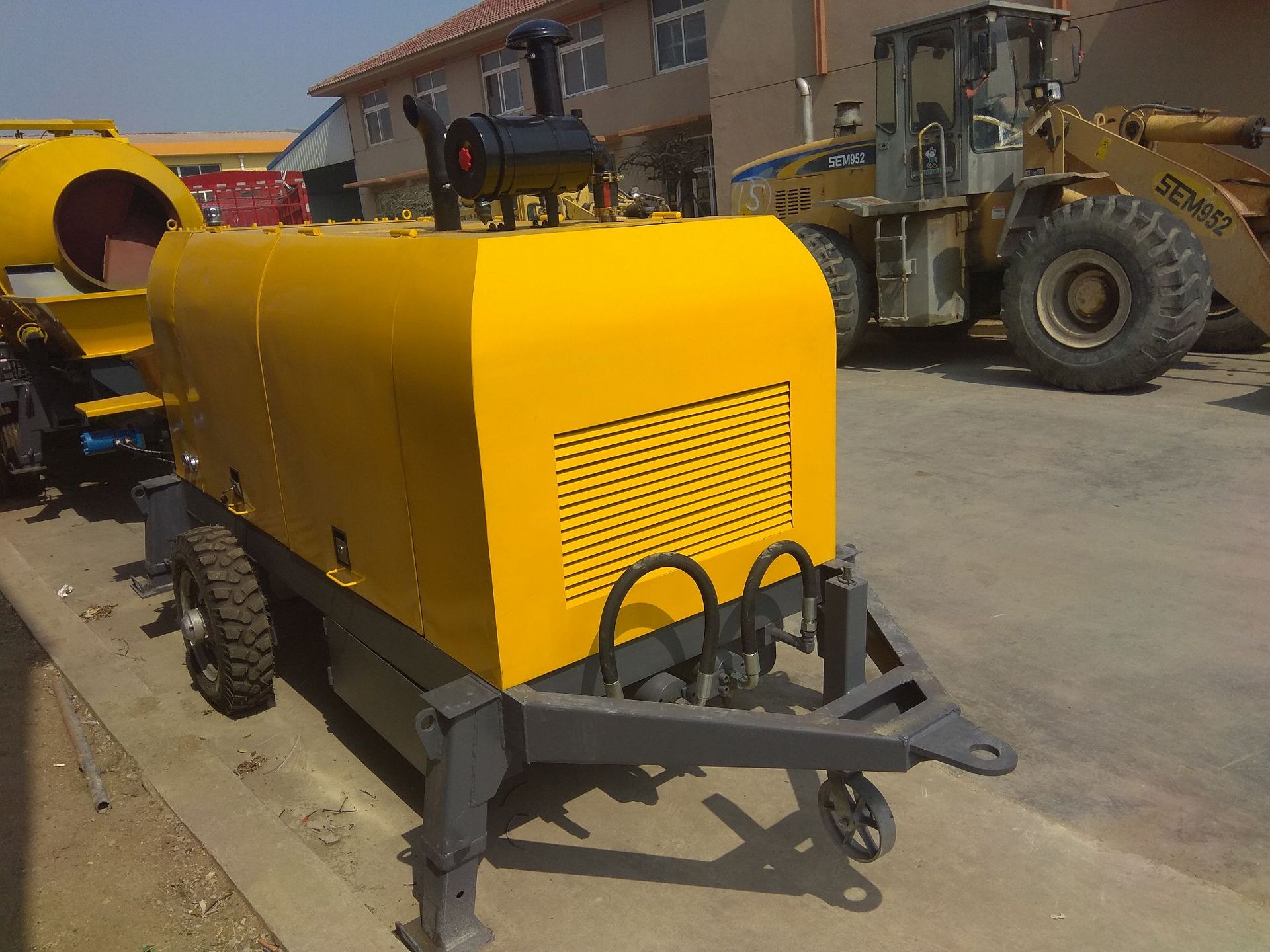 柴油机版的50立方每小时 拖式混凝土泵 地泵hbt50.13-75ds 小拖泵