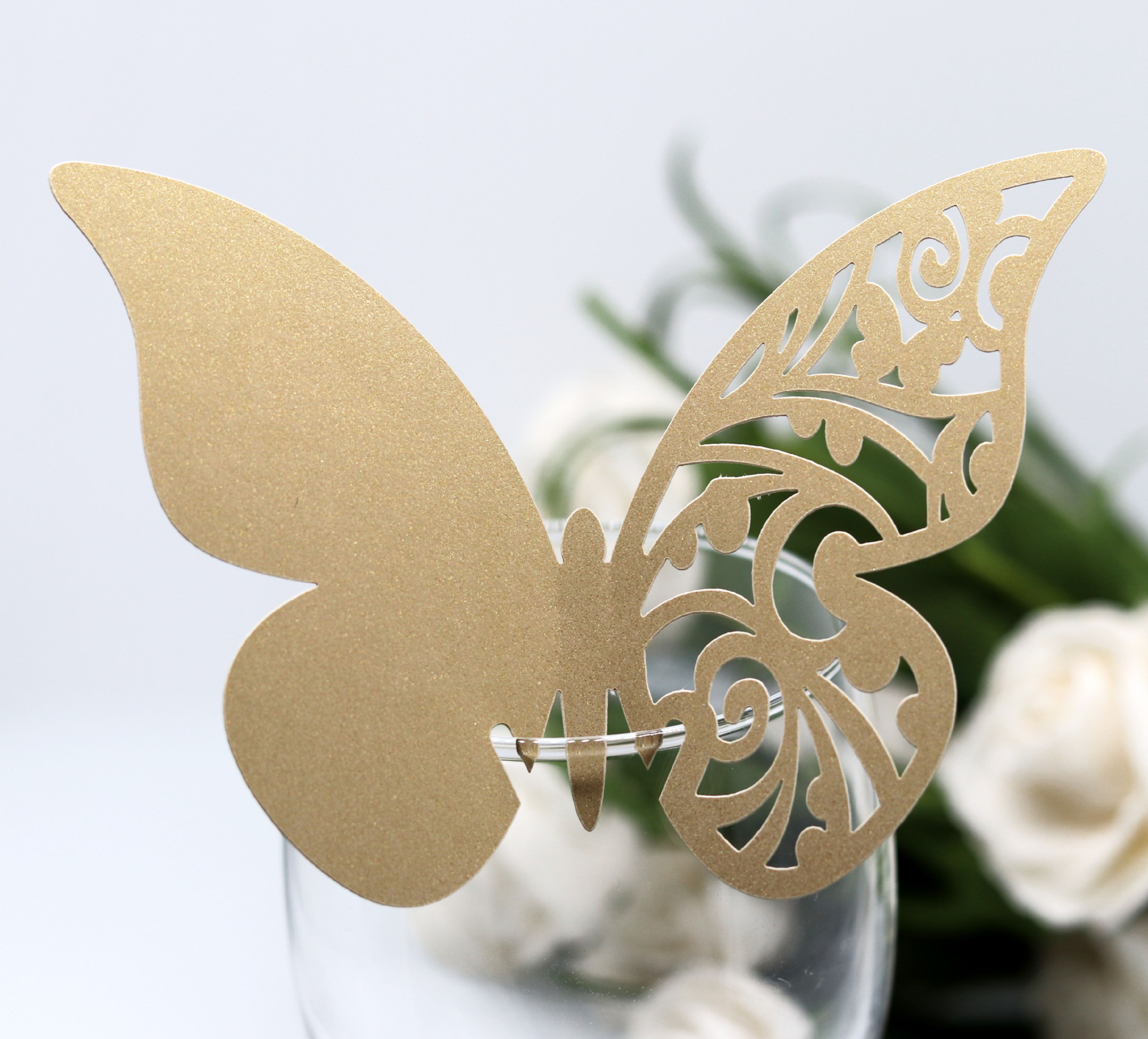 墙贴 激光镂空 蝴蝶杯卡 结婚场景装饰席位卡片 姓名插卡定制