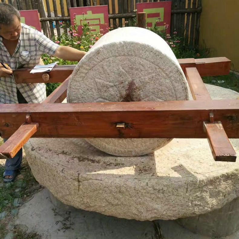 石雕石磨盘农村老石磨石碾子摆件公园广场大型老物件旧石器装饰